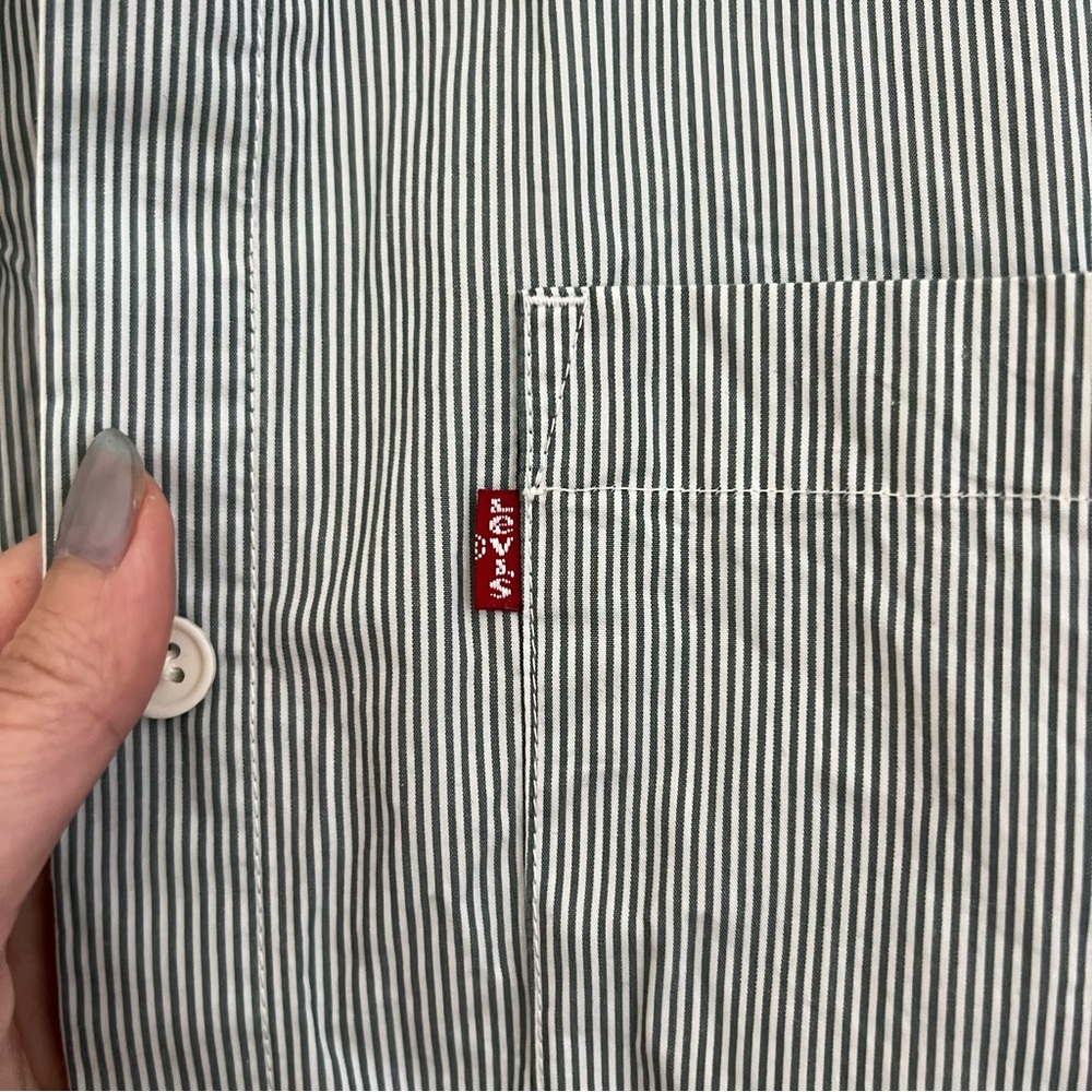 Levi's Striped Button Down Shirt Small - image 9
